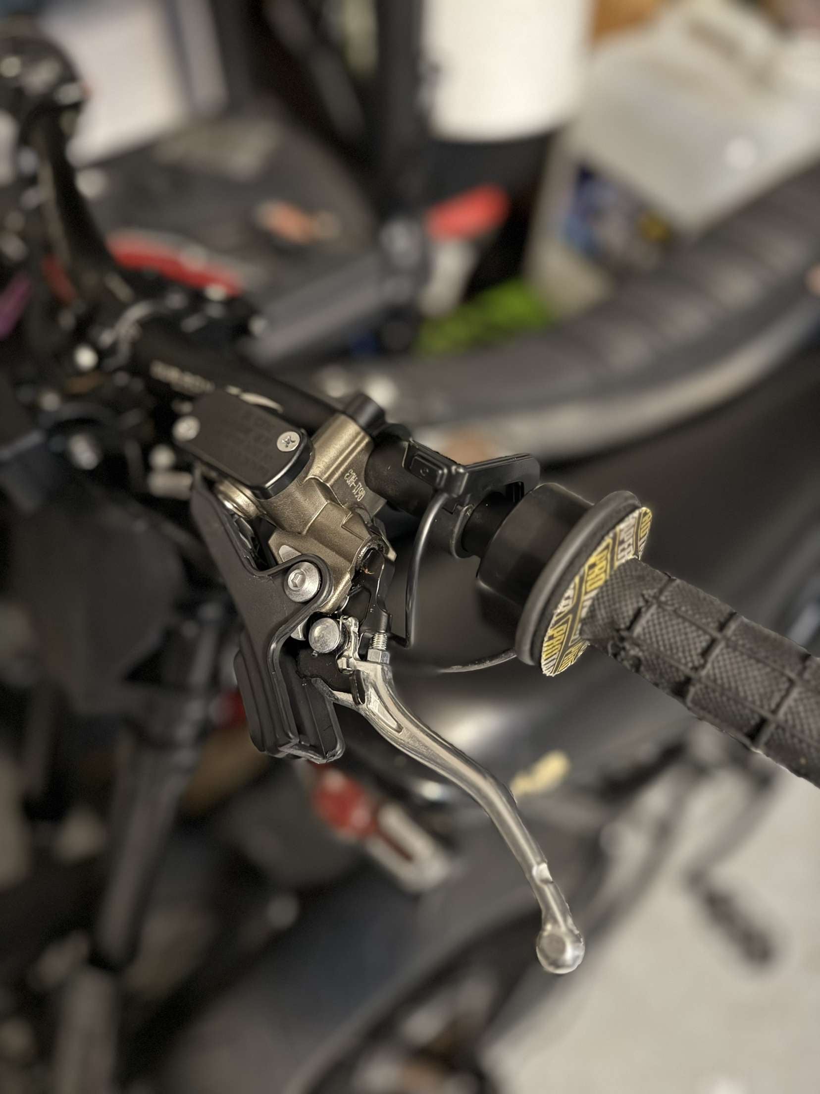 talaria moto brake