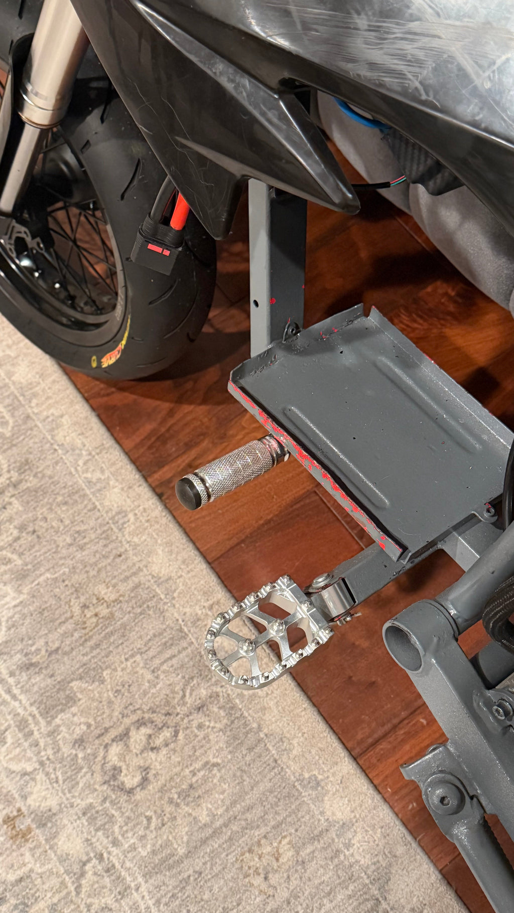 Latest Razor Emoto Bolt on Razor Footlock – Emoto Flux