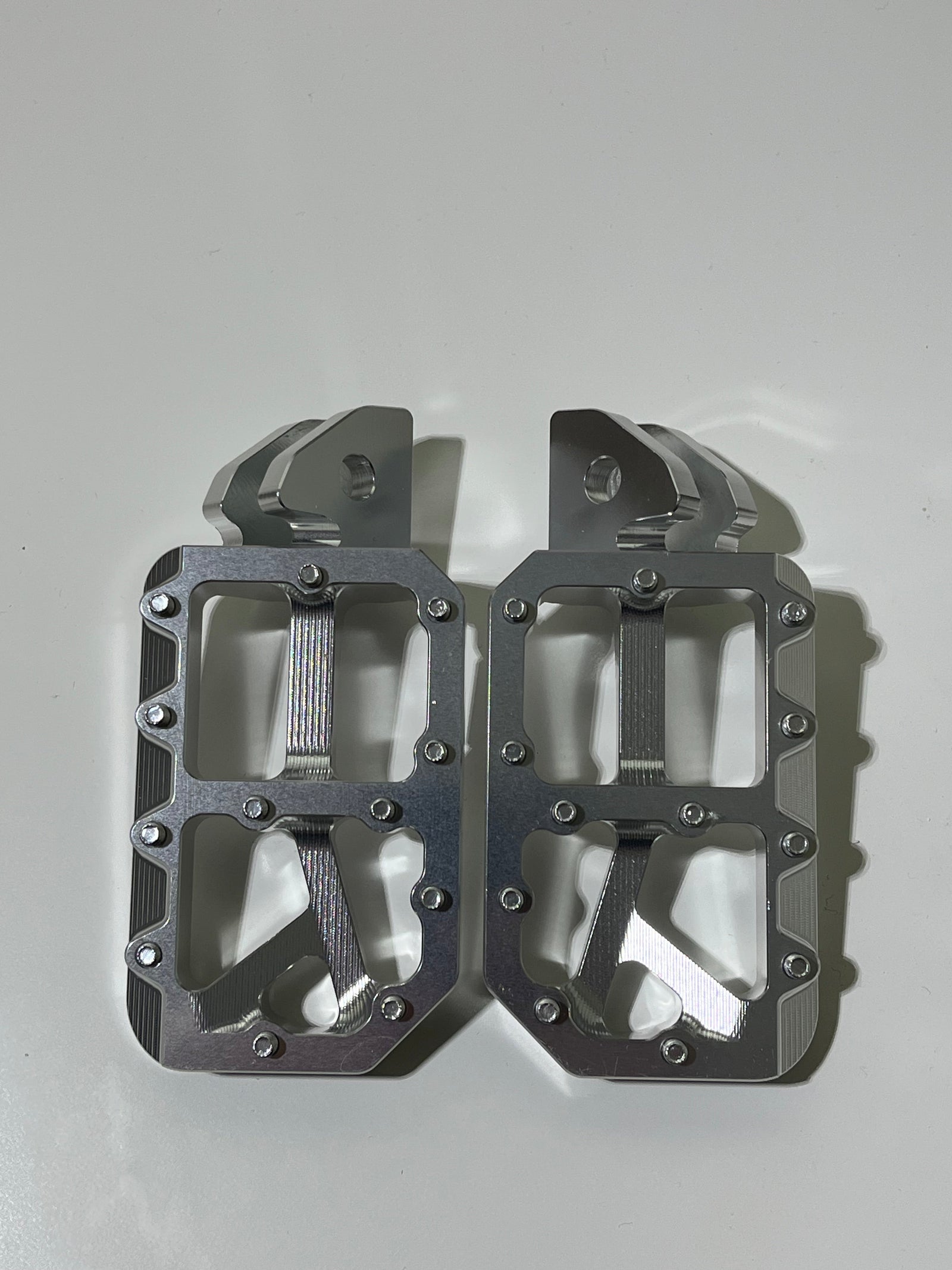 Mxp foot pegs 4 week pre order