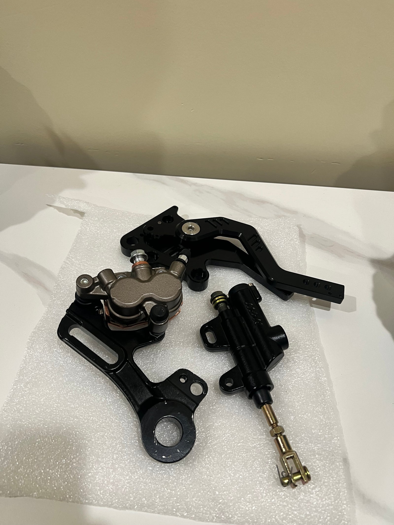 Black Ultra Bee footbrake pedal, caliper and master cylinder kit