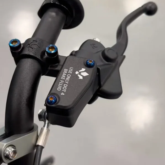 Formula Brake Reservoir Bolts
